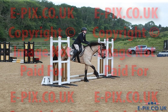 SMP EVENTS - Showjumping - Breach Barn - 25-01-2025